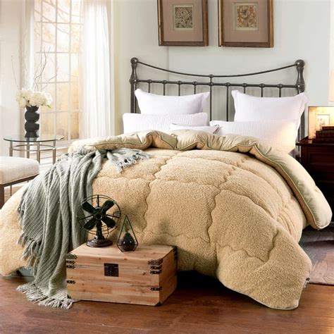 Winter Soft Wool Cashmere Comforter Duvet Thickening Plush Quilt Winter