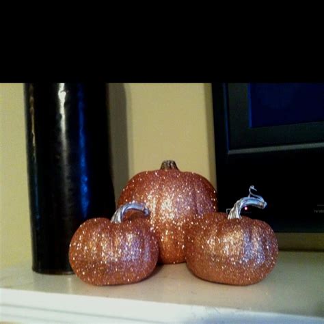 Diy Glitter Pumpkins Easy Glitter Pumpkins Glitter Diy Holiday