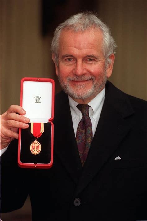 Beloved Actor Ian Holm Best Known For Roles In Chariots Of Fire Alien