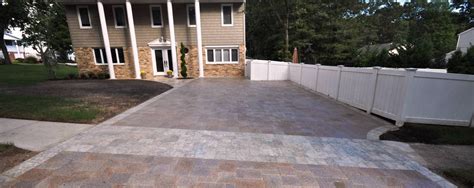 Driveways are available from build mode unlocked if either nightlife or freetime is installed. Driveways & Walkways | Gappsi