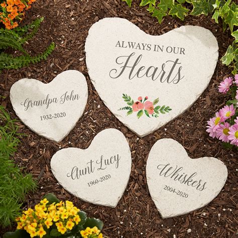 23111 Memorial Garden Personalized Heart Garden Stones