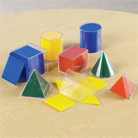 Folding Geometric Shapes | E&O Montessori, US