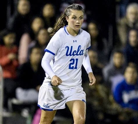 She also plays for the canadian national football team. Jessie Fleming #21, UCLA | Soccer players, Ucla, Jessie