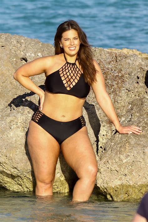 Brave And Stunning Model Ashley Graham Showing Her Rolls And Curves