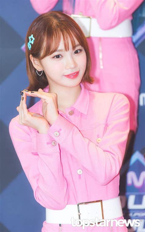 Maybe you would like to learn more about one of these? HD포토 '채원이는 네모나지 않은데~', '단발'로 '동글동글 ...