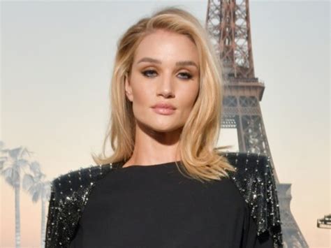 Rosie Huntington Whiteley Has Never Looked Better In These Gorgeous