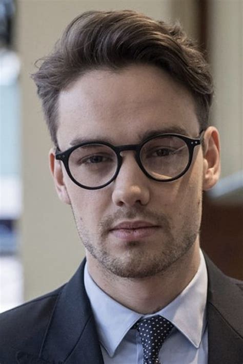 Liam payne feat alesso — midnight (2020) liam payne feat cheat codes — live forever (2019) liam payne and a boogie wit da hoodie — stack it up (2019) Liam Payne looks UNRECOGNISABLE as he meets the Queen | OK ...
