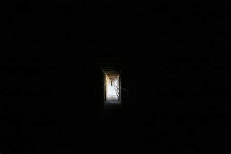 Dark Minimalism Corridor Gloomy Passage Hd Wallpaper Pxfuel