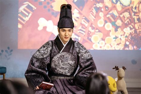 This is 李敏鎬飛上海 by koreastardaily.com on vimeo, the home for high quality videos and the people who love them. 《The King》劇情被指大雜燴 李敏鎬遭韓媒狠批演技無進步 - 亞洲 - 明周娛樂