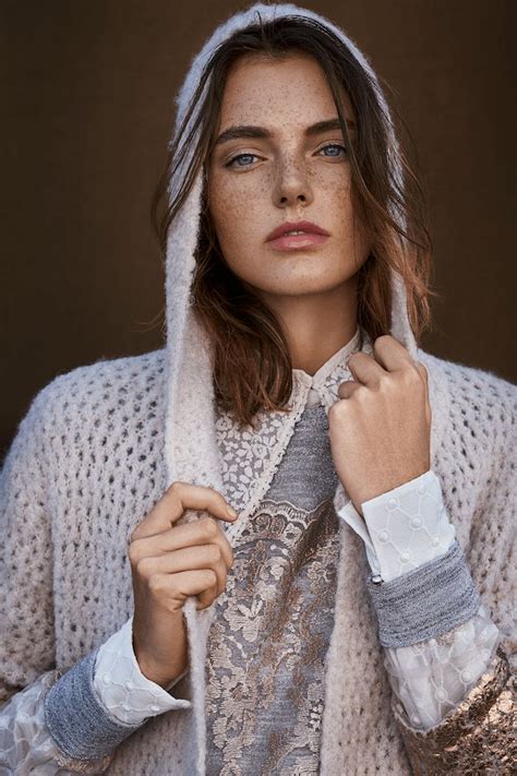 Céline Bethmann For Harbor Magazine By Julian Wohlgemuth In 2021 Beautiful Girl Face Beauty