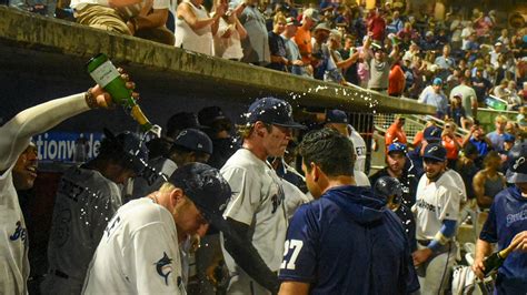Blue Wahoos Win In Dramatic Finish To Reach Championship Series