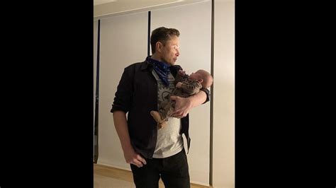 Elon Musk shares new pic with son X AE A-XII. It's the caption that's confusing tweeple - it s ...