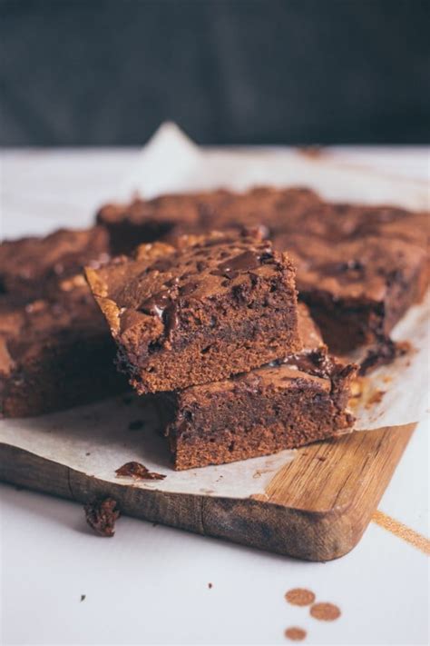 Deliciously Easy Homemade Chocolate Brownie Recipe - DIY & Crafts