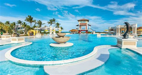 Sandals Emerald Bay Luxury Resort In The Bahamas Sandals