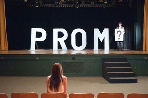 How To Ask Someone To Prom The Roaring Times