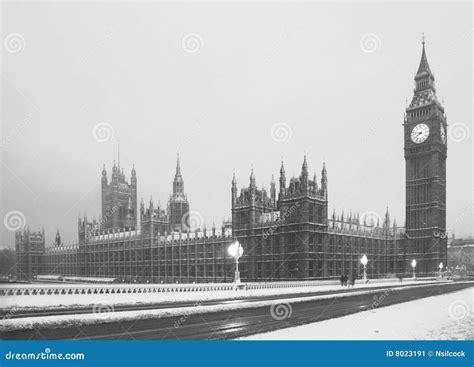 Big Ben Snow Scene Lodon Stock Image Image Of Palace 8023191