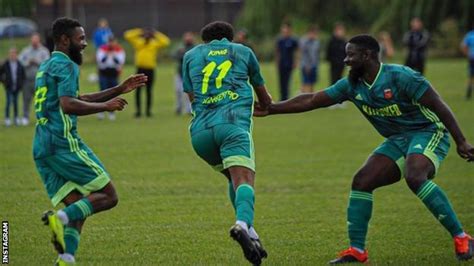 Meet The Biggest Sunday League Team In The World Bbc Sport