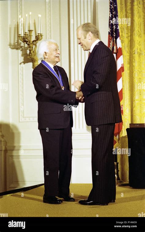 Medal Of Freedom 1977 Hi Res Stock Photography And Images Alamy