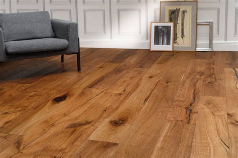 Vous pouvez aussi utiliser un bouchon de liège. Parquet de sol : comment le poncer soigneusement ...