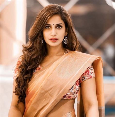 U 02/26/2010 (ru) drama, romance, thriller 2h 15m. Samyuktha Karthik Age, Biography (Bigg Boss Tamil 4) & More