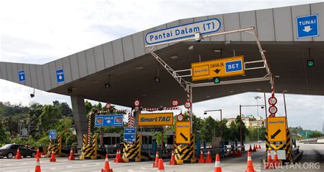 10 Toll Plazas To Go Fully Cashless By January 13 2016