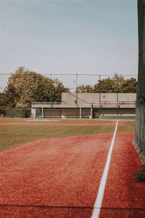 Softball Field Pictures Download Free Images On Unsplash
