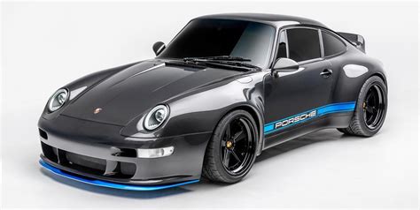 Gunther Werks Unveils 400r In Bare Carbon Will Be At Werks Reunion