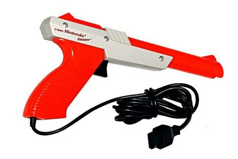 8 The Duck Hunt Gun As Accessory 10 Reuses For Old Video Game