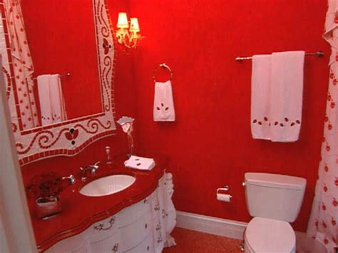 The small bathroom decor idea frees up floor space and gives the room a more open appearance. Love the ladybug bathroom! | Red bathroom decor, Black ...