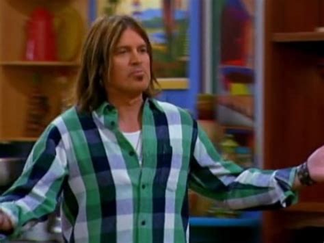 Hannah Montana Plot Hole About Miley Cyrus And Billy Ray Cyrus Has