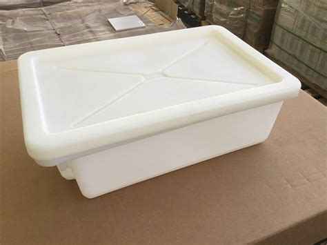 White Plastic Tub With Lid Quantity Of 5 640mm X 420mm X 210mm