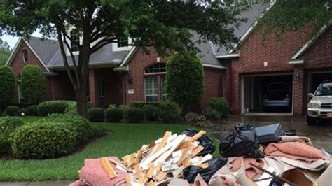 What to expect when inspecting the flood damage in your home - ABC13 ...