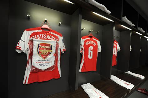 Arsenal Captain Per Mertesackers Shirt And Match Pennant In The