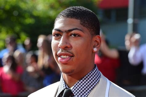 Anthony Davis Contemplates Shaving Trademark Unibrow