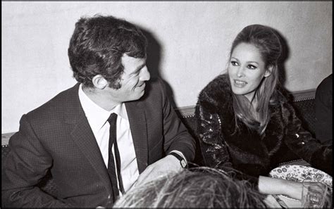 Photo Archives Jean Paul Belmondo Et Ursula Andress Lors De La