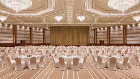 Doha Convention Center Hotel Sheraton Grand Doha Resort And Convention