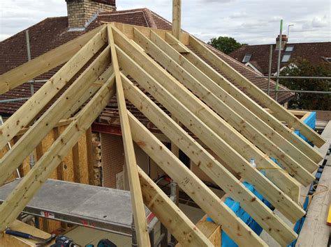 Roof and the hip roof. Roofing cambridge