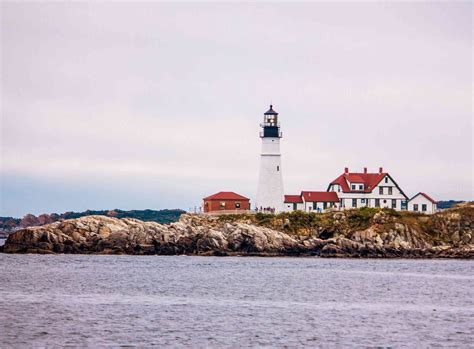 5 Lighthouses To See Near Portland Maine