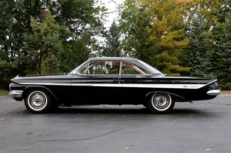 Original 4 Speed 1961 Chevrolet Impala Has Just 34 000 Miles Hot Rod Network
