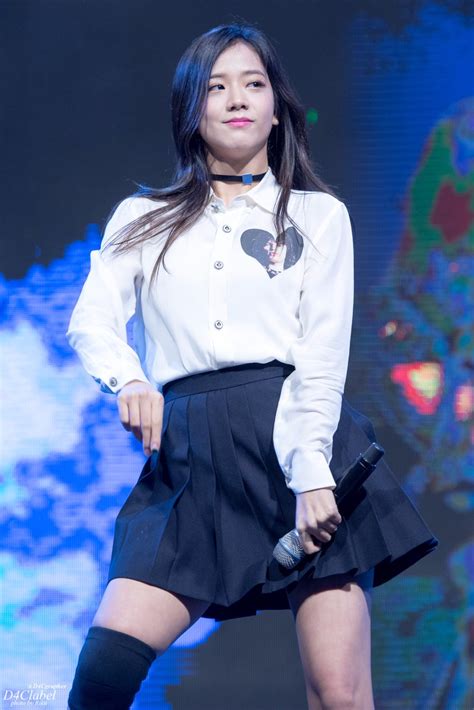 Alicia keys has hypnotized everybody with her amazing outfits. Kim Jisoo Image #150403 - Asiachan KPOP Image Board