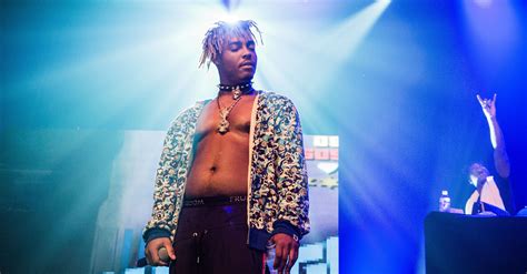 Please do not post juice wrld type beats or similar creations here if they do not involve him directly. Juice WRLD's Family Shares Emotional Tributes To The Late ...