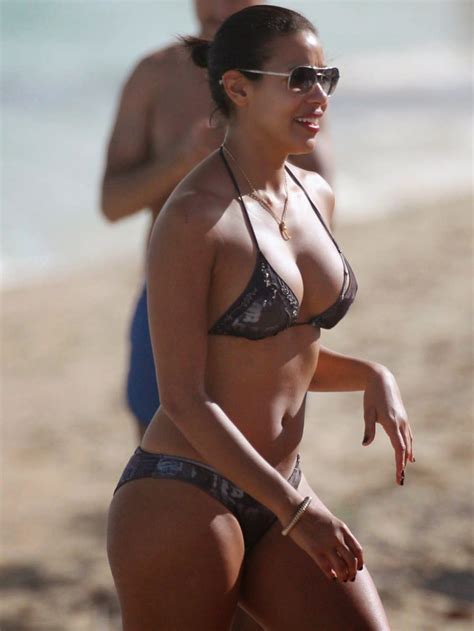Julissa Bermudez Hot Bikini Stills At The Beach In Miami Feb 27th 2014 ~ World Actress