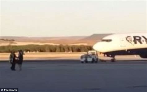 Ryanair Passenger Runs Across Madrid Runway To Catch Flight Daily