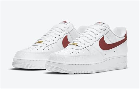 Nike Air Force 1 07 White Team Red Sneaker Steal