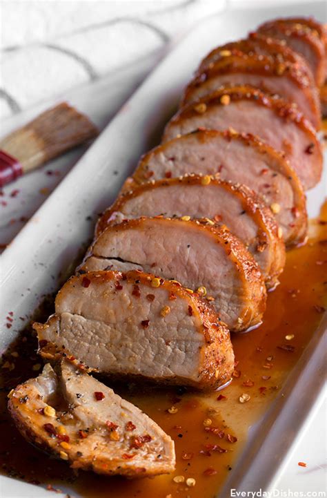 Are you looking for something that is both healthy and tasty? Juicy Pork Tenderloin with Rub Recipe - Everyday Dishes