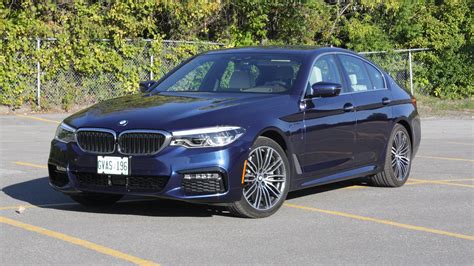 Introduced for the 2017 model year, the 530e combines a turbocharged but with a fully charged battery, the 2020 530e could travel 21 miles (19 with xdrive) on battery power alone. 2018 BMW 530e xDrive Test Drive Review
