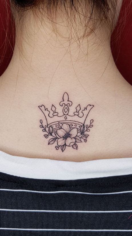 Update Female Crown Tattoo Super Hot In Cdgdbentre