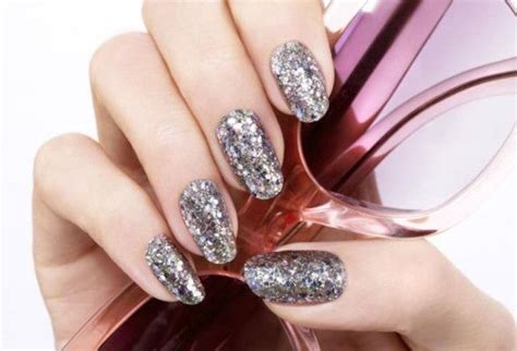 Best Glitter Nail Polishes Available On The Market Defining Makeup