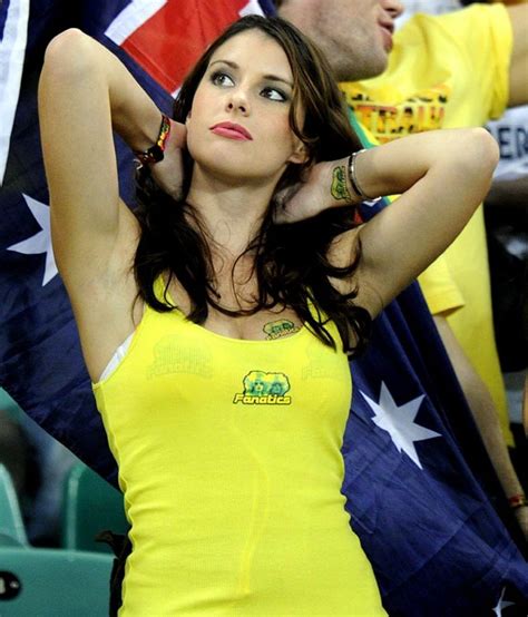 Female Fans Of The World Cup In Hot Football Fans Football