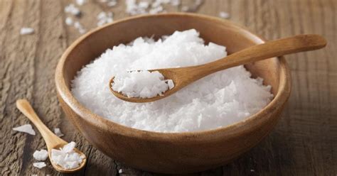 Does Sea Salt Have Iodine in It? | LIVESTRONG.COM